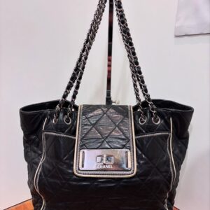 Sac à main CHANEL