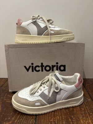 Sneakers VICTORIA