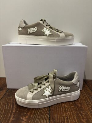Sneakers MARIPÉ